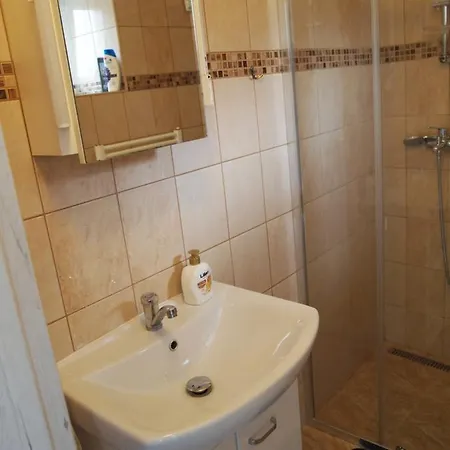 Gutino تشسكه تربوفه